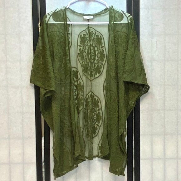 Maurices Short Sleeve All Lace Embroidery Open Front Split Side Cardigan Kimono - Picture 1 of 14